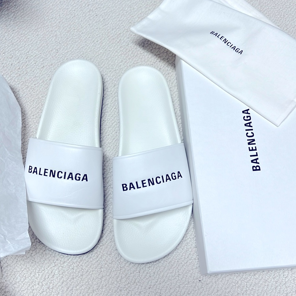 New BALENCIAGA size 45/ITALY 12/US leather slide sandal